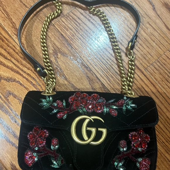 Gucci Black Velvet crystal flower marmont evening bag cross body stunning! - Picture 8 of 8